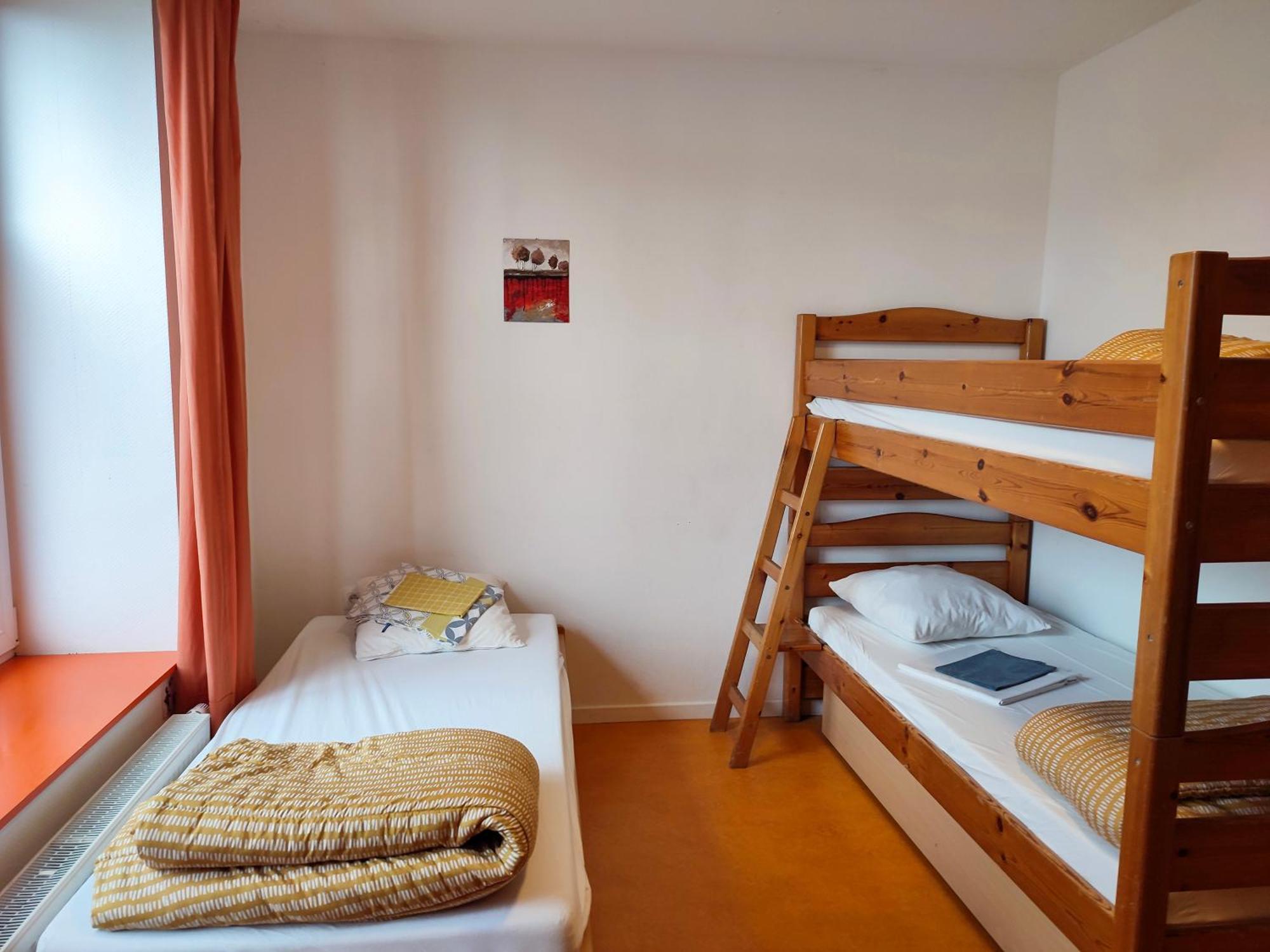 סטומונט Le Fagotin - Youth Hostel מראה חיצוני תמונה